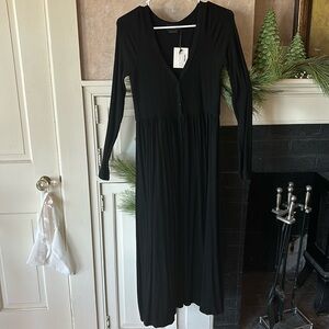 Hatch maternity nursing dress. Never worn. Tags still on